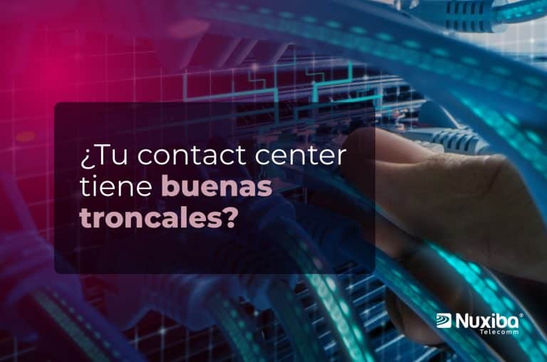 Mano conectando cables de red con texto “¿Tu contact center tiene buenas troncales?”